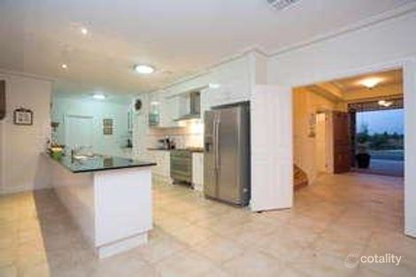 Property photo of 25 Lauriston Quay Caroline Springs VIC 3023
