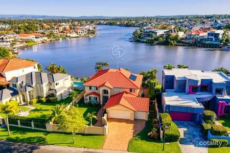 34 Bollard Cct, Clear Island Waters, QLD 4226