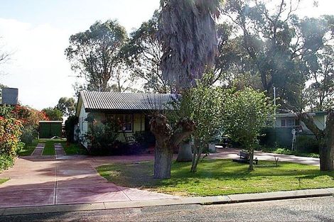 8 Yanget St, Mandurah, WA 6210