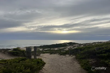 Property photo of 123 Avon Road Rye VIC 3941