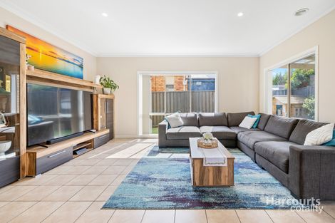 Property photo of 3 Brack Place Caroline Springs VIC 3023