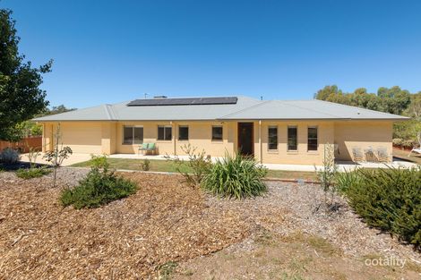 26 Barkers Rd, Chiltern, VIC 3683