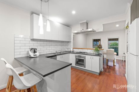 Property photo of 1 Sassafras Close Pakenham VIC 3810