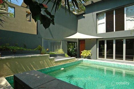 Property photo of 201 Taringa Parade Taringa QLD 4068