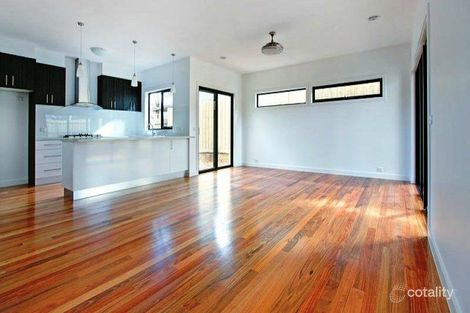 Property photo of 16 Iluka Place Mornington VIC 3931