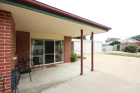 Property photo of 19 Knowles Street Horsham VIC 3400