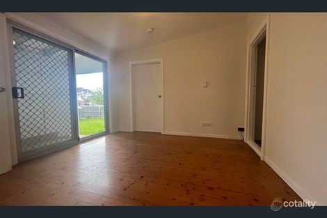 Property photo of 10 Leonard Avenue St Albans VIC 3021