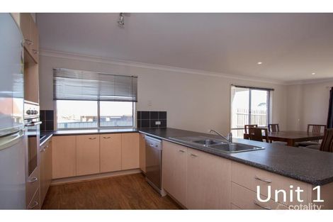 Property photo of 1/390 West Street Kearneys Spring QLD 4350