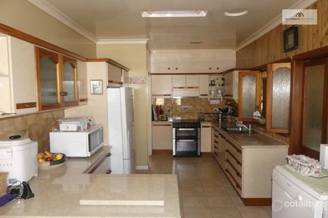 Property photo of 33 Acacia Street Shepparton VIC 3630