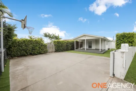 Property photo of 2 Clare Crescent Berkeley Vale NSW 2261