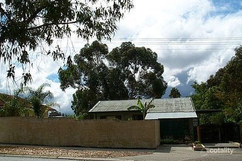 305 Morley Dr E, Lockridge, WA 6054