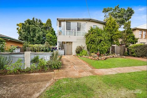 Property photo of 26 Stuart Street Mount Lofty QLD 4350