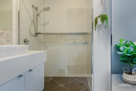 Property photo of 9 Adelaide Circuit Baringa QLD 4551