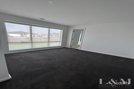 Property photo of 7 Middlemount Street Donnybrook VIC 3064