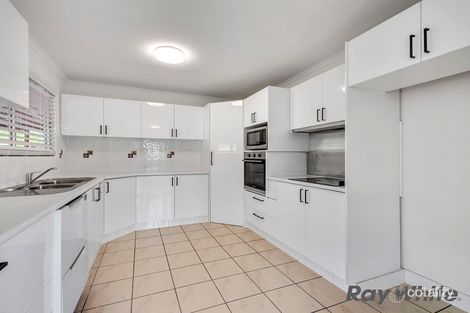 Property photo of 28 Ronson Street Durack QLD 4077