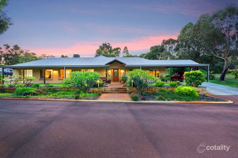 Property photo of 4 The Fairways Gnangara WA 6077