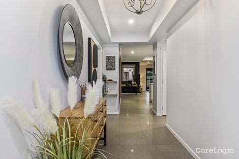 Property photo of 33 Hoop Pine Circuit Maudsland QLD 4210