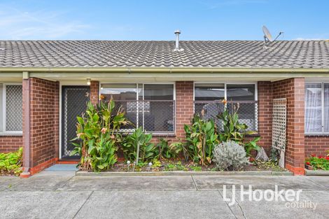 Property photo of 4/29 Gairloch Drive Frankston VIC 3199