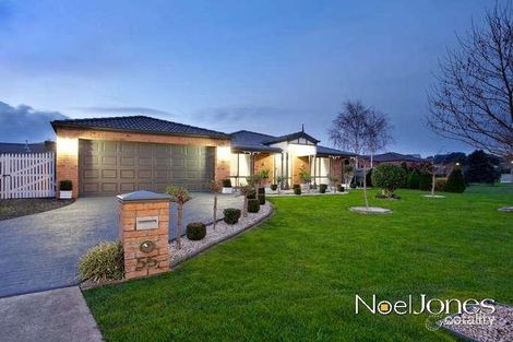 55 Fieldstone Bvd, Beaconsfield, VIC 3807