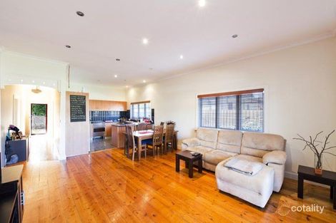 155 Rathcown Rd, Reservoir, VIC 3073