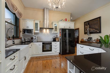 Property photo of 32 Clinton Street Orange NSW 2800