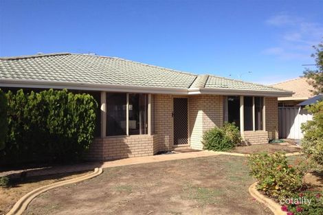 17 Oceanic Ct, Port Kennedy, WA 6172