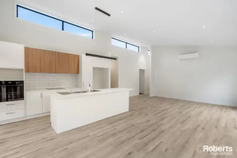 Property photo of 8 Roebuck Street Warrane TAS 7018
