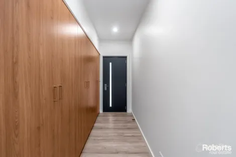 Property photo of 8 Roebuck Street Warrane TAS 7018