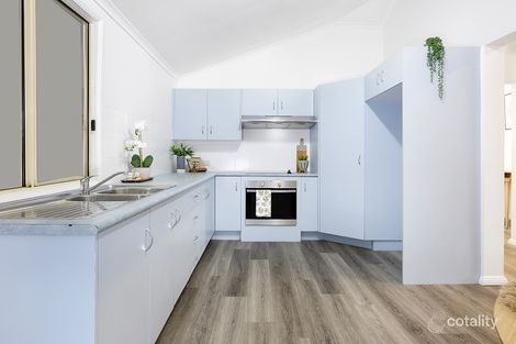 Property photo of 32 Medcraf Street Park Avenue QLD 4701