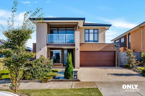 33 Tamarind Rd, Cranbourne North, VIC 3977