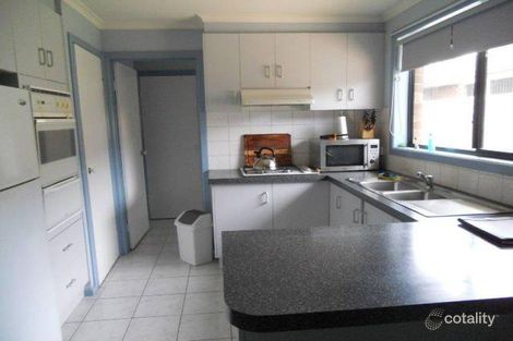 Property photo of 25 Tomkin Court Altona Meadows VIC 3028