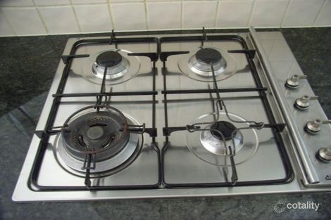 Property photo of 110/32 Macrossan Street Brisbane City QLD 4000