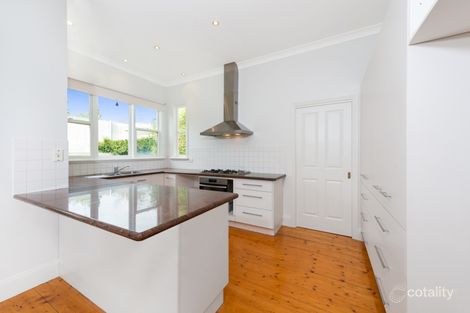 Property photo of 8 Aintree Road Glen Iris VIC 3146