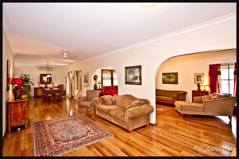 Property photo of 2 Trevally Avenue Chain Valley Bay NSW 2259