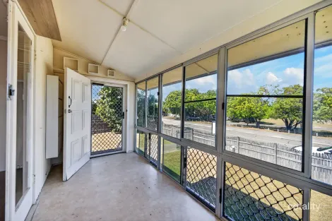 Property photo of 157 Fulham Road Gulliver QLD 4812