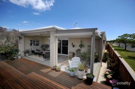 Property photo of 1 Seacrest Walk St Leonards VIC 3223