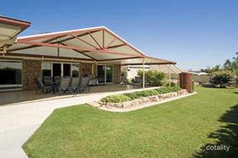 Property photo of 14 Regency Grove Flinders View QLD 4305