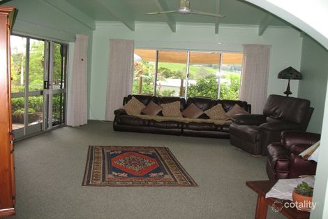 Property photo of 7 Poinsettia Close Yungaburra QLD 4884