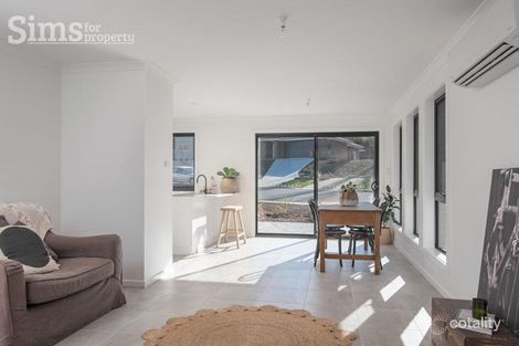 Property photo of 2/1 Aram Place Newstead TAS 7250