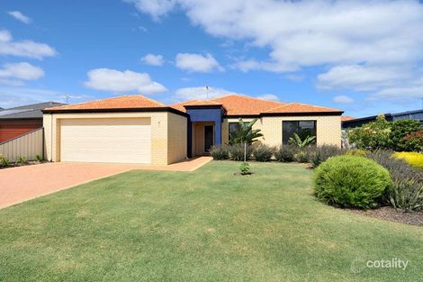 30 Pineknoll Gdns, Meadow Springs, WA 6210