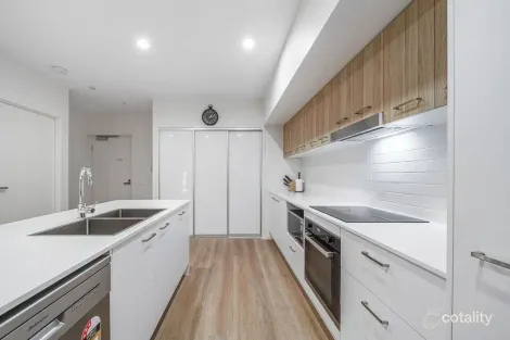 Property photo of 402/5 Spring Street Sippy Downs QLD 4556