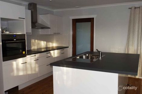 Property photo of 2 Tanya Place Tahmoor NSW 2573