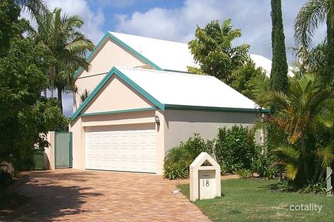 18 Glenbrook Ave, Benowa, QLD 4217