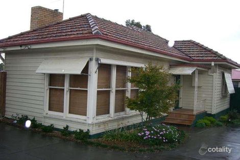 2/93 Station St, Burwood, VIC 3125