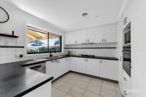 Property photo of 9 Henry Sutton Circuit Dunlop ACT 2615