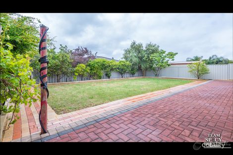 Property photo of 12 Lancaster Place Maddington WA 6109