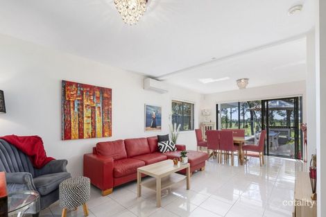 Property photo of 39 Ballybunyon Crescent Hope Island QLD 4212