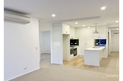 Property photo of 402/51 Peerless Avenue Mermaid Beach QLD 4218