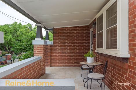 Property photo of 40 Grandview Avenue Turvey Park NSW 2650