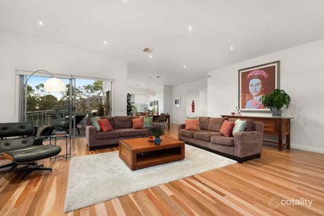 Property photo of 15 Cade Grove Macleod VIC 3085